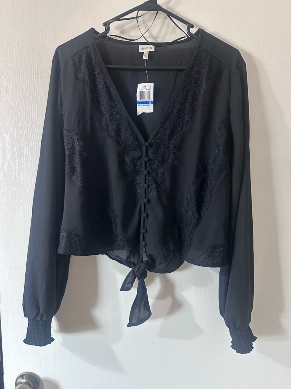 Selfie Black Long-Sleeve Tie-Front Lace Blouse